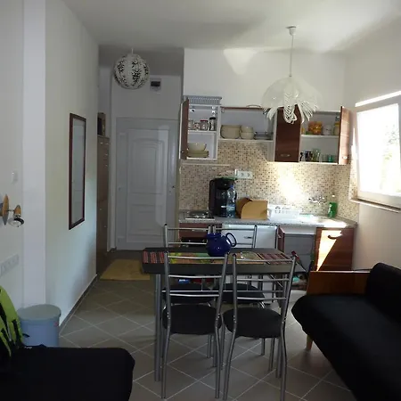 Agnes Apartment *